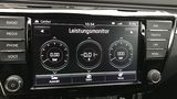 Im Sport-Modus werden auf dem Achtzoll-Monitor der Turbo-Ladedruck, die G-Beschleunigung und die abgerufene Motorkraft angezeigt