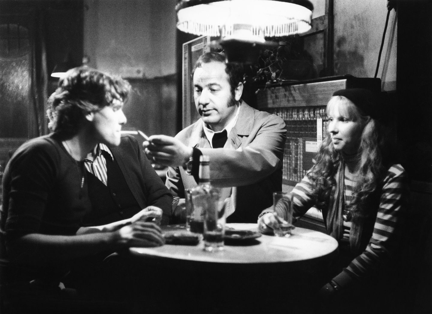 Sein erster Kinofilm nach der Ausreise aus der DDR war das Sozialdrama "Die Faust in der Tasche". Krug spielt darin einen katholischen Priester, den Benediktinerbruder Lukas, der Jugendliche von der Straße holt und ihnen eine Perspektive bieten will.