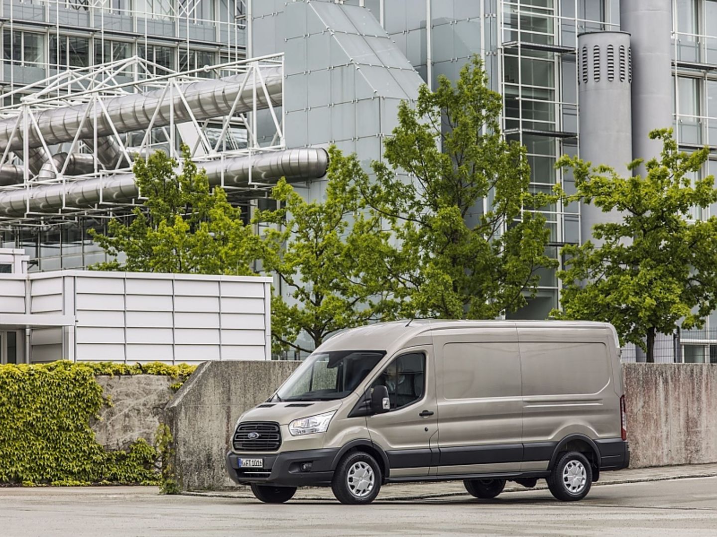 Den Ford Transit gibt es auch mit verschiedenen Radständen