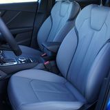 Die Sitze sind bequem, könnten aber eine längere Beinauflage vertragen