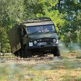 Unimog S Baureihe 404 - die Vorderachse lässt sich zuschalten