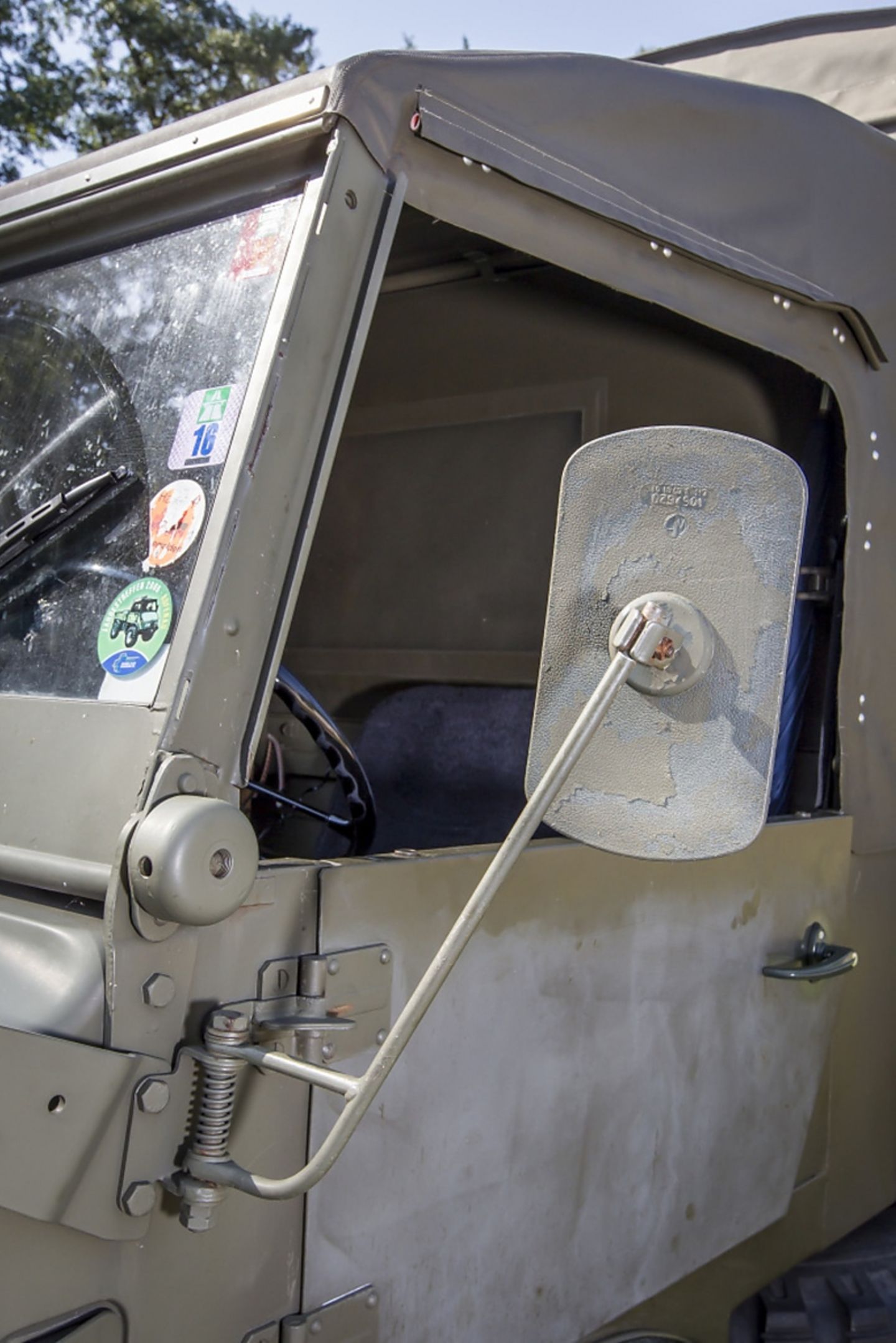 Unimog S Baureihe 404 - auch das Führerhaus lässt sich flach machen