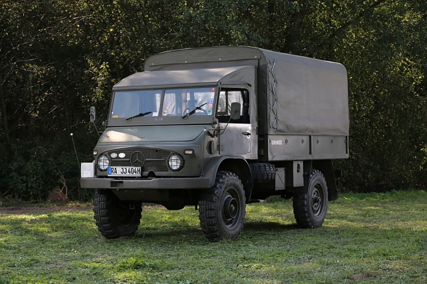 Unimog S Baureihe 404