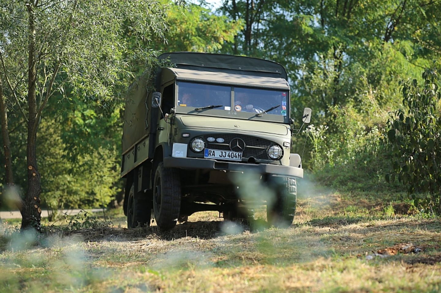 Unimog S Baureihe 404