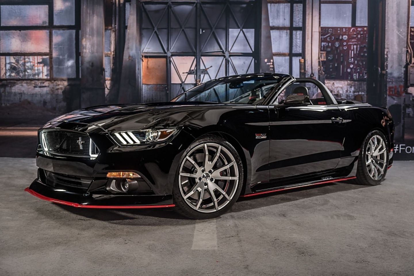 Ford Mustang Sparco