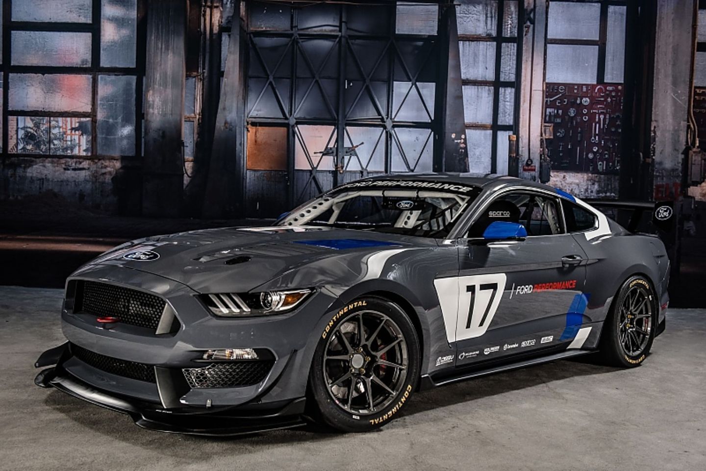 Ford Mustang GT4 Ford Performance mit 5 2 Liter V8 Motor