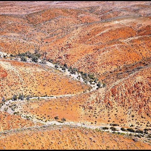 Ein Fund beweist: Bereits vor 49.000 Jahren bewohnten Menschen die australische Gebirgskette Flinders Ranges.