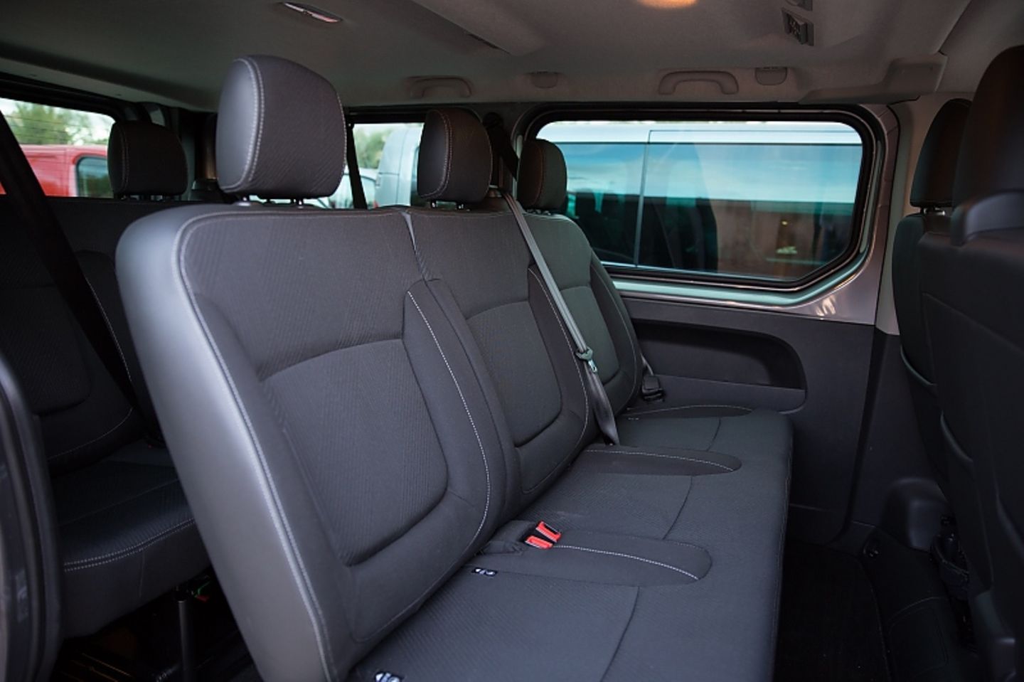 Nissan NV300 Kombi