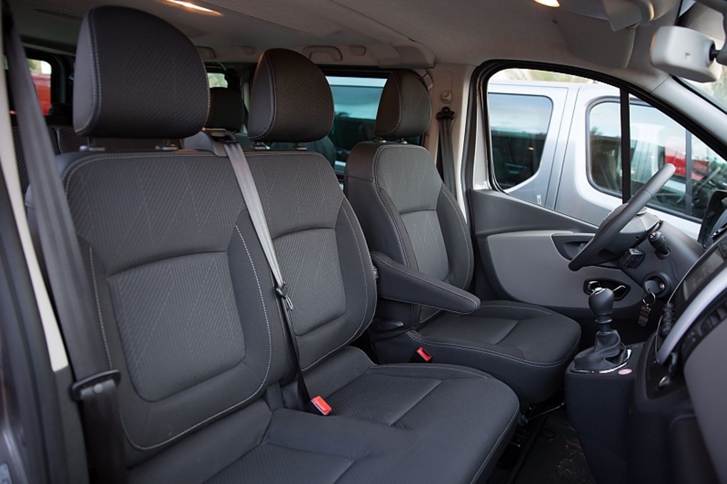 Nissan NV300 Kombi