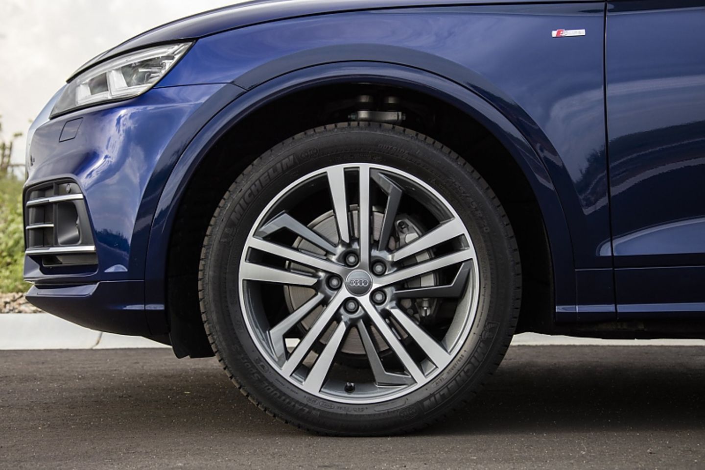 Audi Q5 2.0 TFSI Quattro - Serienmäßig sind blasse 17-Zöller
