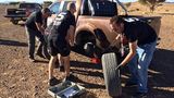 Nissan Navara in Marokko 2016 - Reifenpanne in der Wüste