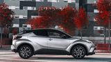Toyota C-HR - deutlich kürzer als der Prius