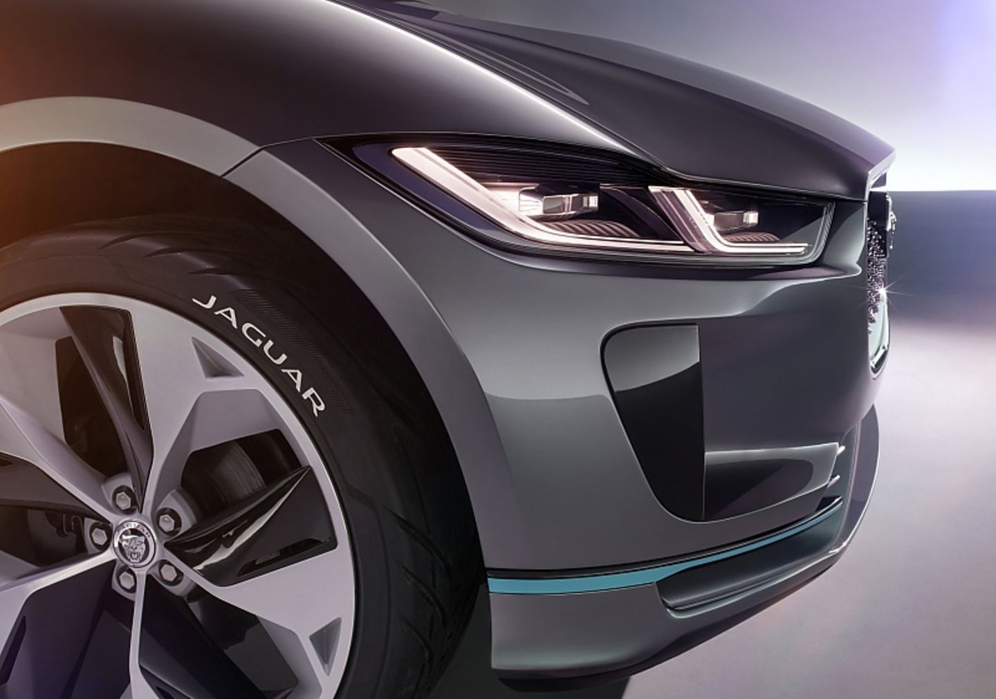 Jaguar I-Pace Concept 2016 - rollt auf mächtigen 23 Zöllern