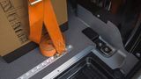 Im Laderaum des Volkswagen Crafter finden sich zahlreiche Befestigungsmöglichkeiten