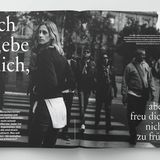 Zwei Menschen verlieben sich ineinander. Dann lernen sie sich kennen. Wie halten sie das aus?