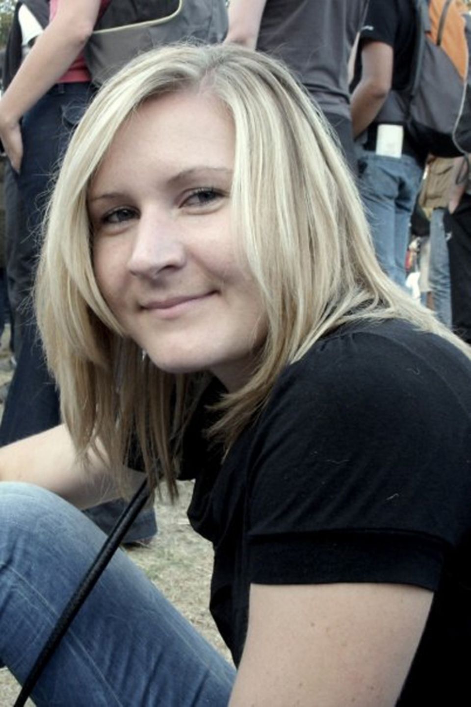 Politik: Kathrin auf einem Festival. Politik: Kathrin auf einem Festival.