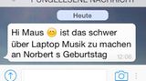 »Papa hat schon gesagt, dass du wahrscheinlich lachen wirst, aber wir haben ja so viele CDs die wir damit abspielen müssen.«
