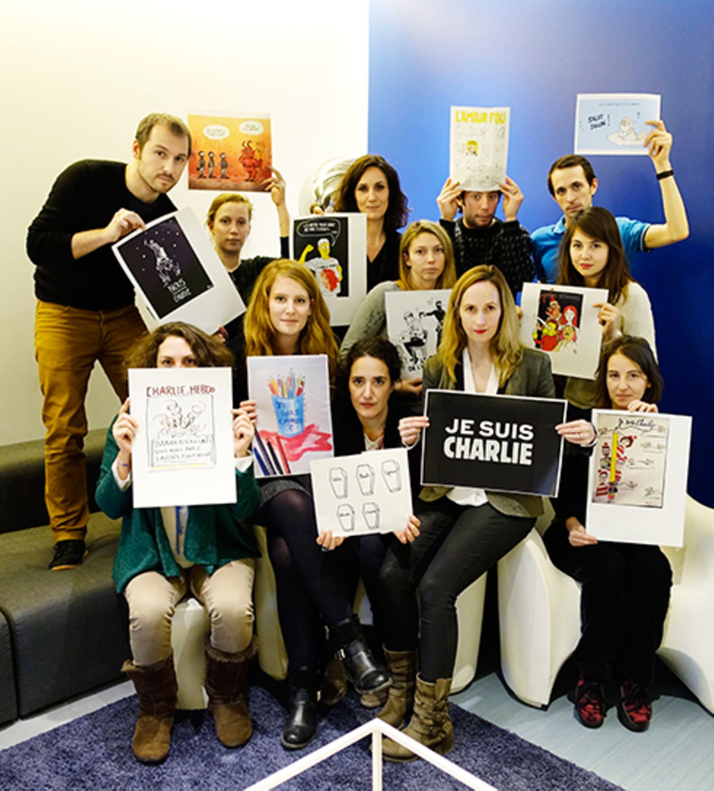 Politik: v.l.n.r.: Julien, Laëtitia, Héloïse, Armelle, Elise, Claire, Mélanie, Dylan, Danielle, Mathias, Aurélie und Anne