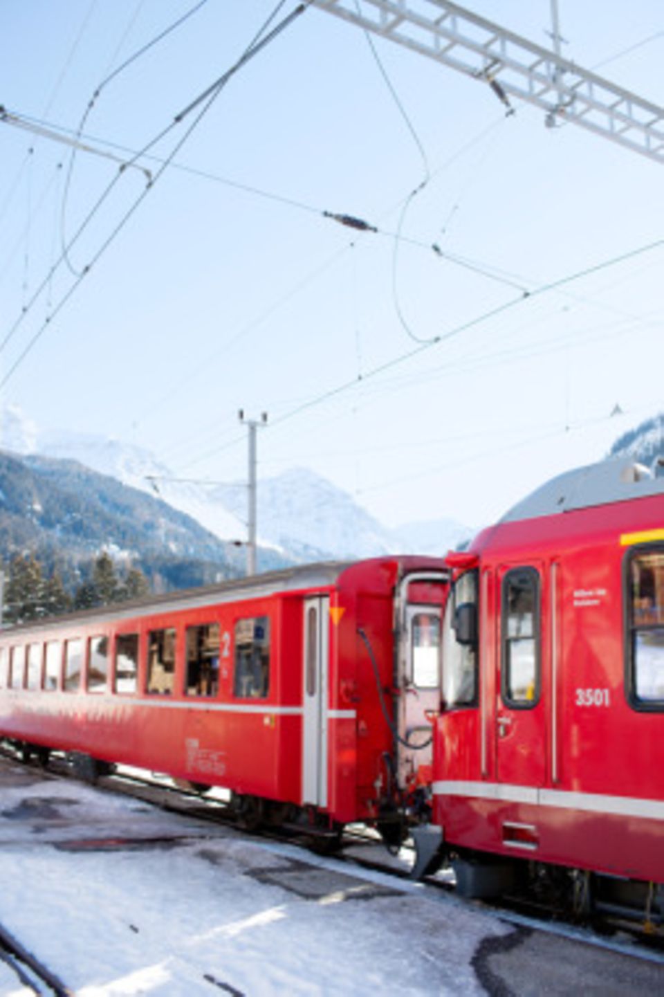 Zuhause: Ski und Schiene Zuhause: Ski und Schiene