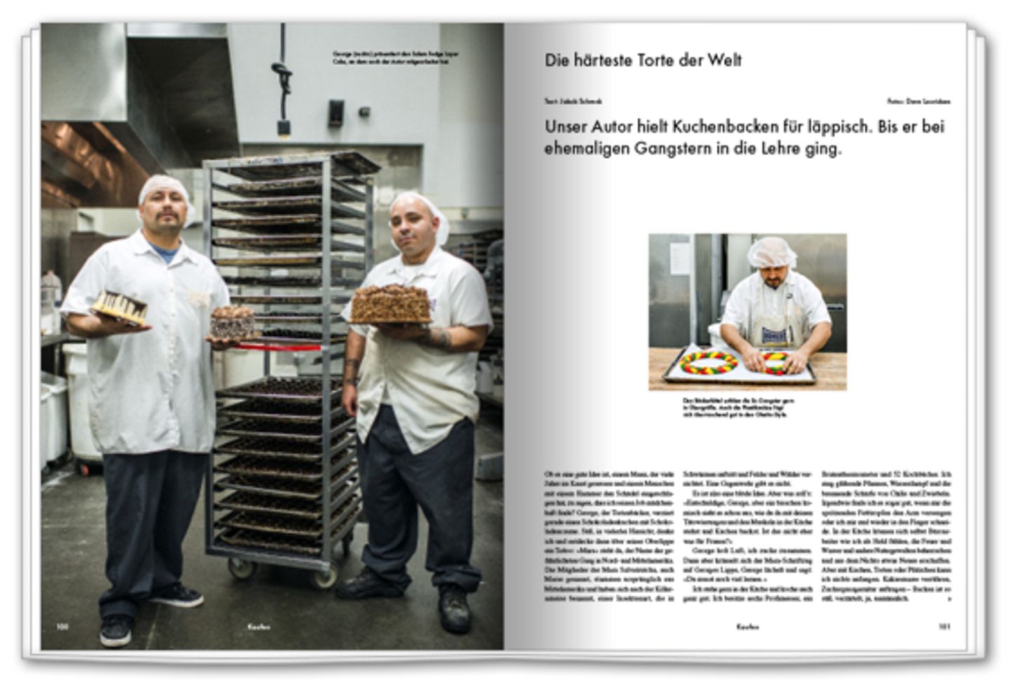 George (rechts) präsentiert den Salem Fudge Layer Cake, an dem auch der Autor mitgearbeitet hat.