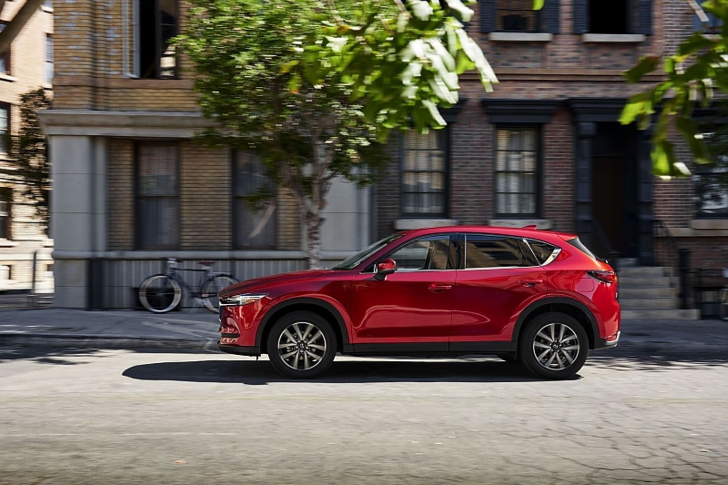 Der neue Mazda CX-5 ist 4,55 Meter lang,...