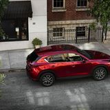 Fünf Personen passen in den neuen Mazda CX-5.