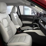 Die Sitze sorgen für einen guten Seitenhalt.