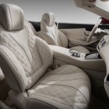 Das bekannt exklusive Interieur des Mercedes Maybach S 650 Cabrio