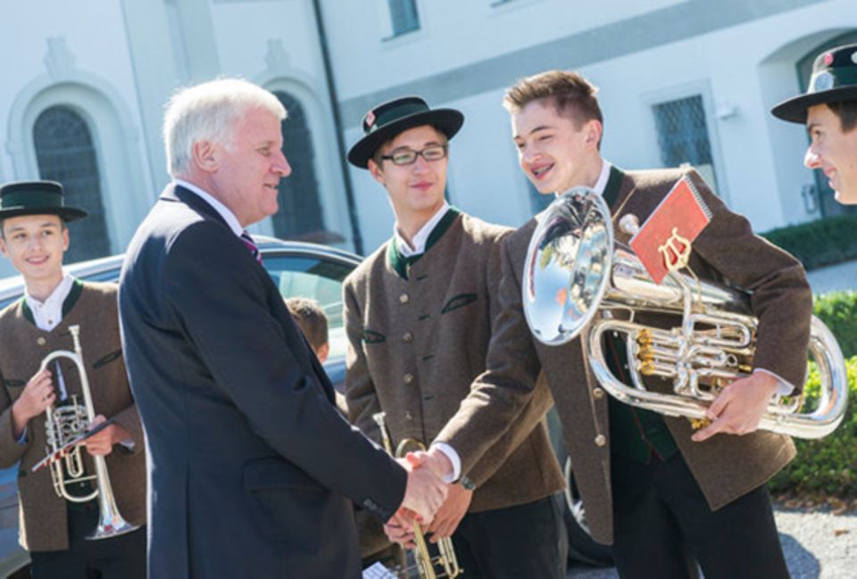 Politik: Gibt´s doch gar nicht! Seehofer-Sprüche Politik: Gibt´s doch gar nicht! Seehofer-Sprüche