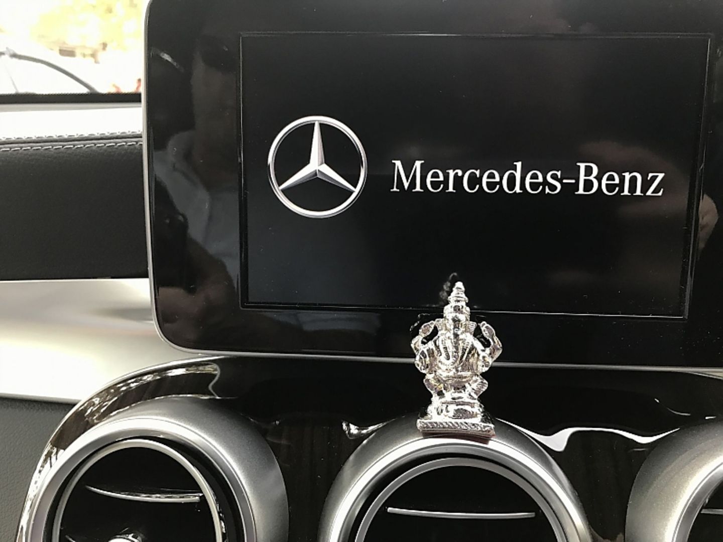 Was dem Deutschen sein Christopherus, ist dem Inder sein Ganesha