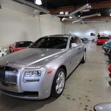 Fusion Luxury Motors - der knapp 200.000 Dollar teure Rolls-Royce Ghost tut sich schwer