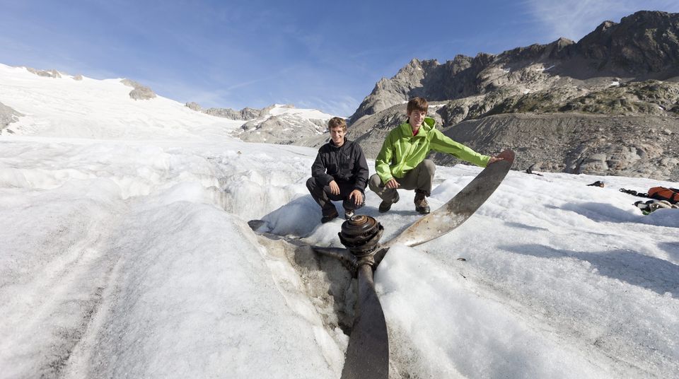 Dakota DC-3 der US Air-Force auf dem Gauligletscher