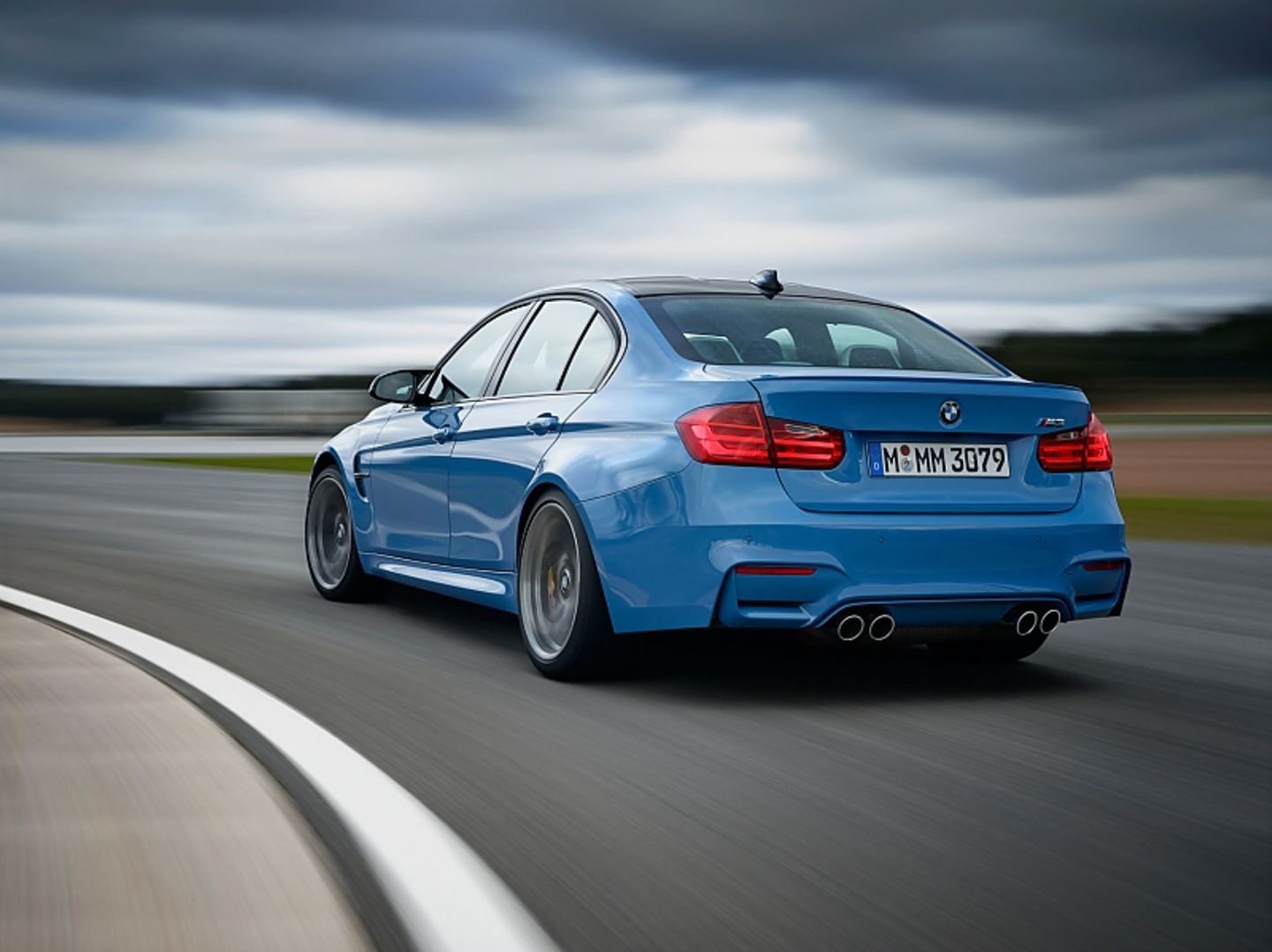 BMW M3 2016 - das Heck keilt gerne einmal aus