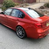 BMW M3 2016 - selbst die dicken Backen fallen kaum auf