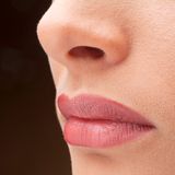 Geruch  Riecht die Nuss ranzig oder muffig, sollten Sie sie lieber nicht essen. 