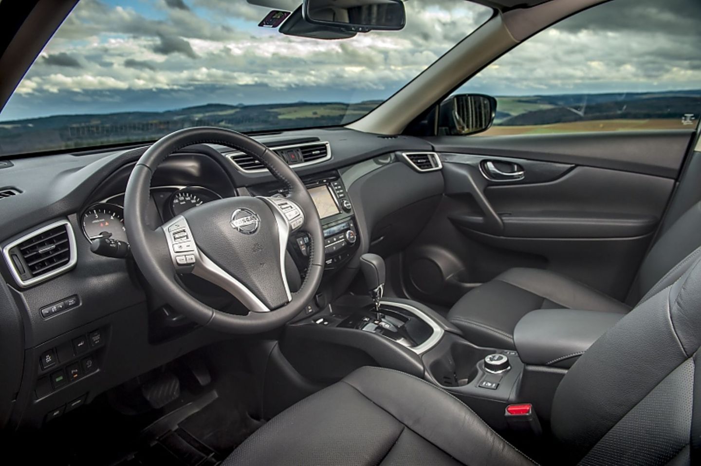 Typisches Nissan-Cockpit