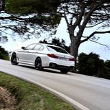 6,5 Liter Benzin verbraucht er auf 100 Kilometern.