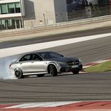 Ein Driftmode erleichtert das Querfahren.