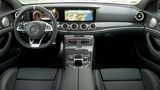 Das Cockpit des Mercedes AMG E 63 S 4Matic+.