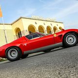 Der Lamborghini Miura ist 4,39 Meter lang