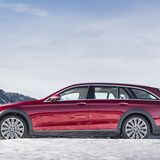 Der Mercedes E 220 d All-Terrain ist 4,95 Meter lang,...