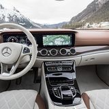 Das Cockpit des Mercedes E 220 d All-Terrain.