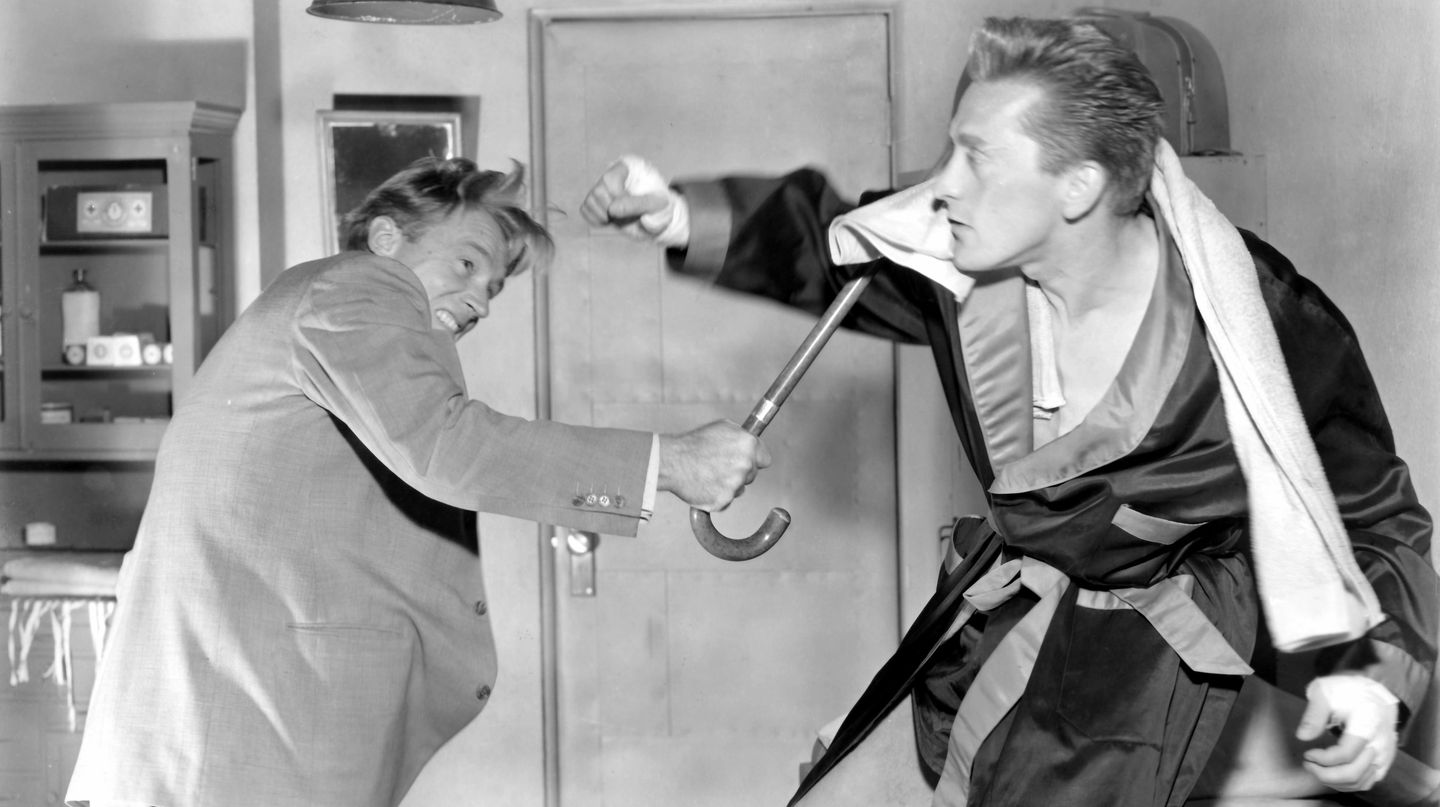 Douglas spielte in den Folgejahren in weiteren Film noirs mit, darunter dem Genreklassiker "Out of the Past" (Goldenes Gift) oder "Vierzehn Jahre Sing-Sing". Für seine Rolle in "Zwischen Frauen und Seilen" erhielt er 1950 seine erste Oscar-Nominierung.