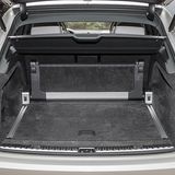 Der Kofferraum fasst mindestens 430 Liter - genug für die berühmten Golf-Bags