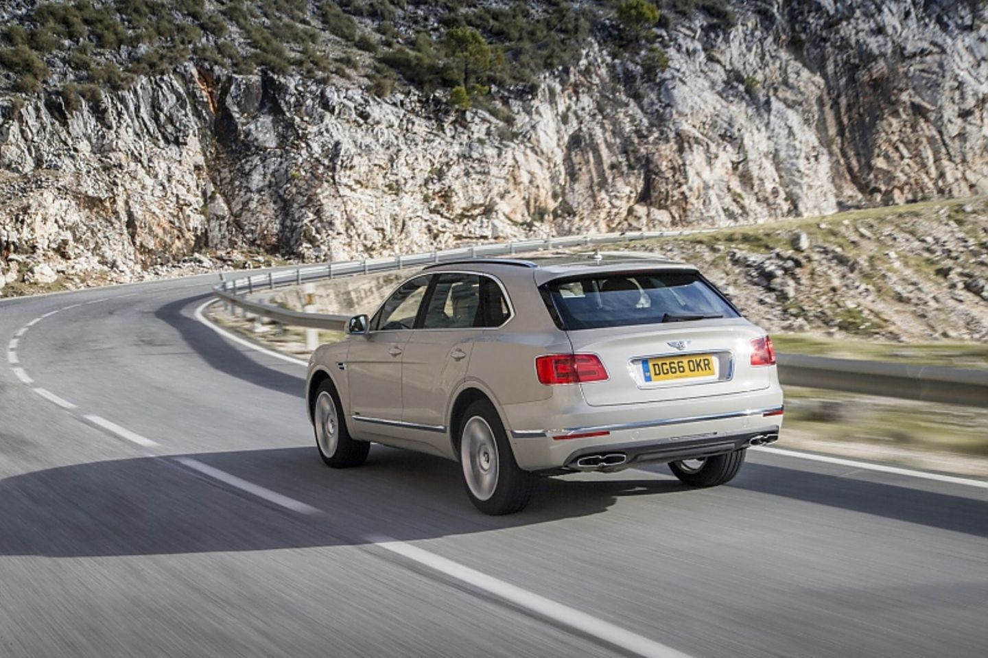 Der Bentley Bentayga Diesel dreht geschmeidig hoch