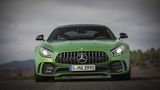 Der neue Mercedes-AMG GT R ist 4,55 Meter lang,...