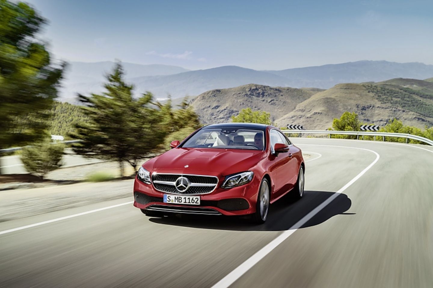 Mercedes E-Klasse Coupé 2017 - auf Wunsch auch mit Luftfederung