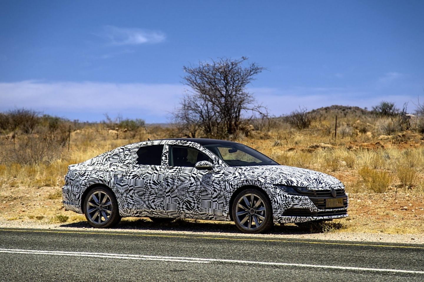 VW Arteon Prototyp - harte Erprobungskilometer am Ende der welt