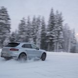 4,4 Sekunden bis Tempo 100 und...