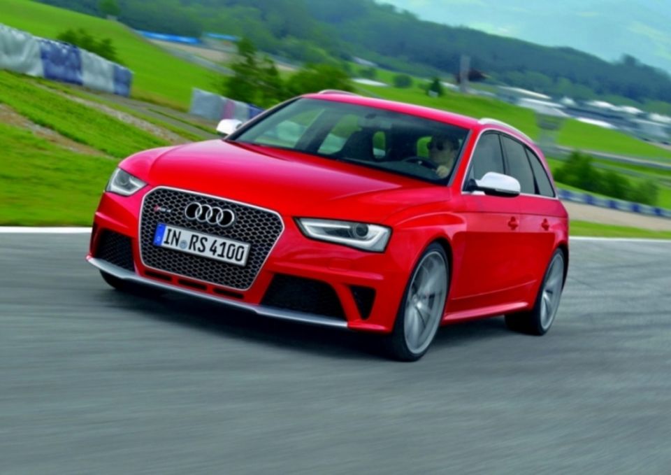 Audi legt den RS4 Avant neu auf.